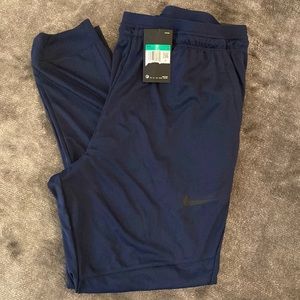 New with tags! Nike joggers
